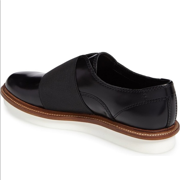 Dolce Vita Saxon Slip On - Picture 8 of 10